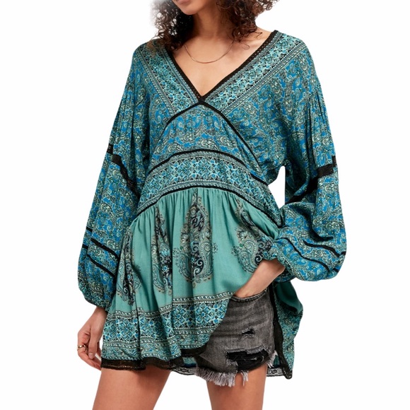 Free People Tops - Free People Luna Scarf Print Tunic Blouse Size L